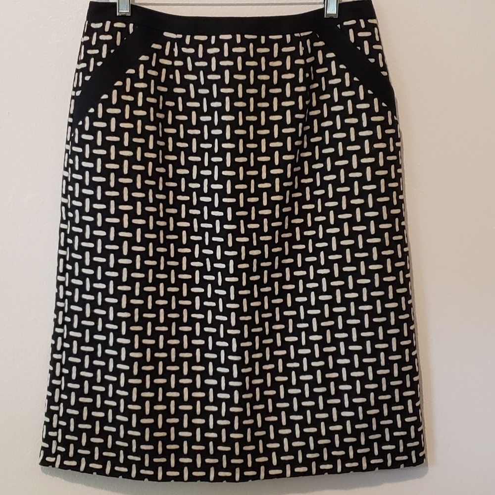 Talbots straight skirt, black/ivory, size 6